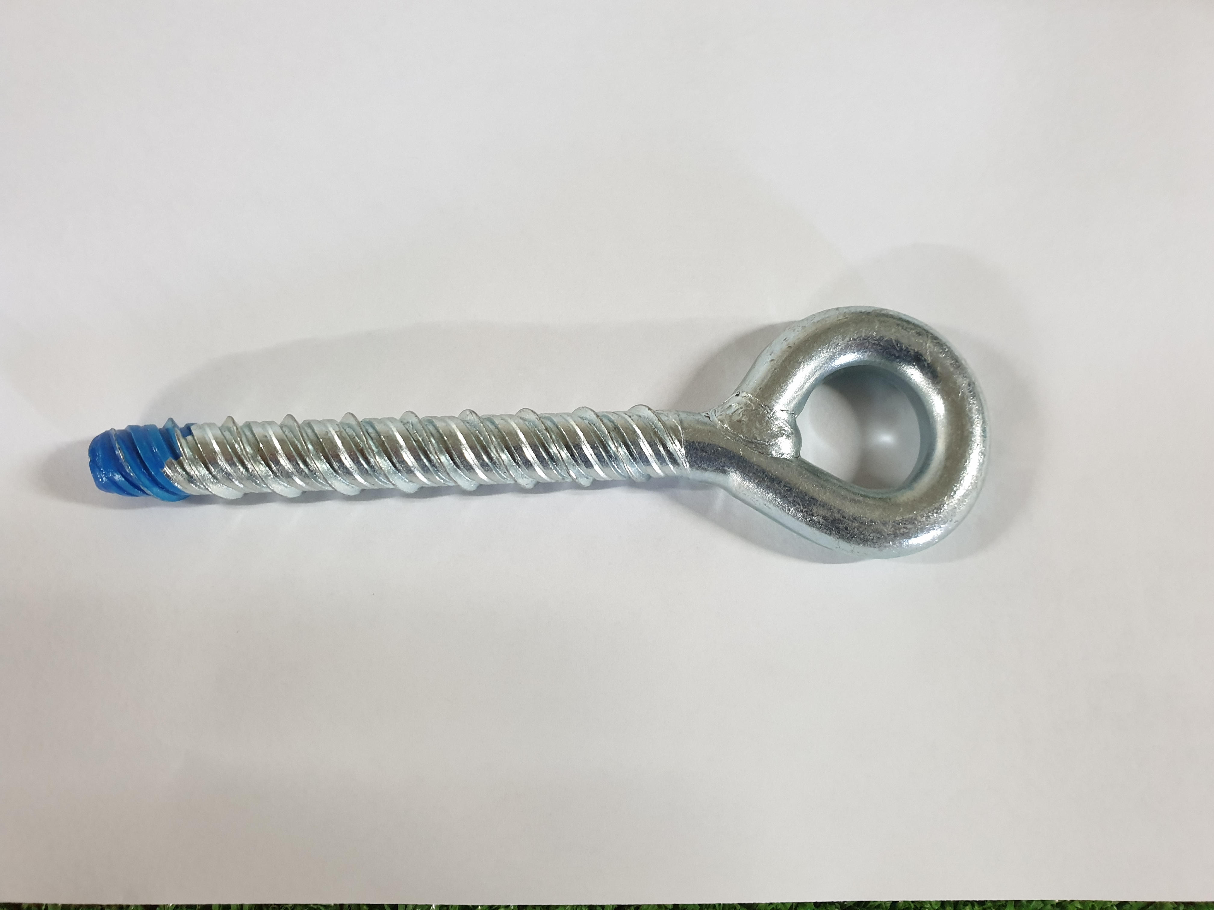 בורג בטון 12×100 ראש טבעת לסנפלינג